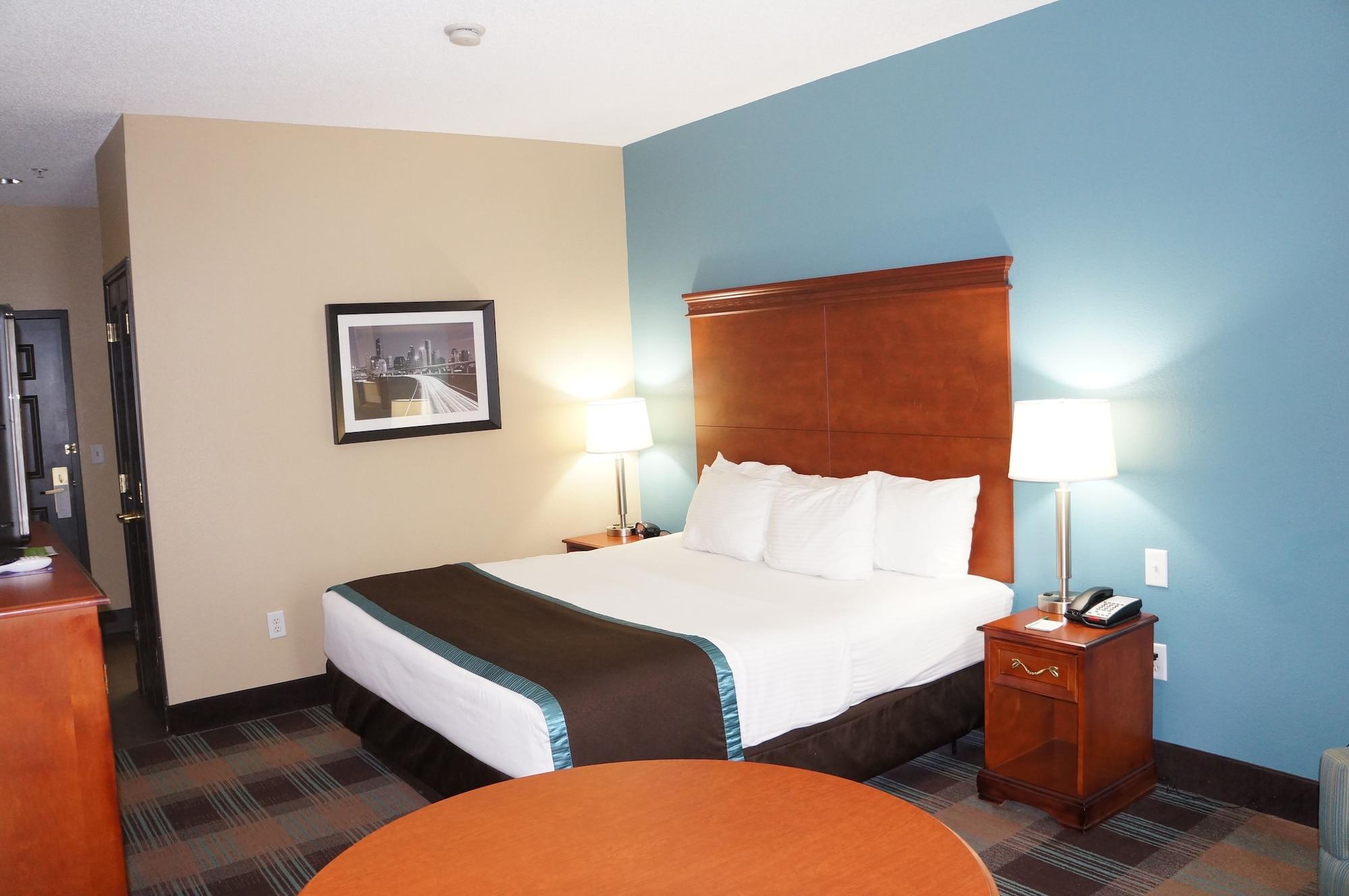 La Quinta By Wyndham Houston Hobby Airport Hotel Exterior photo