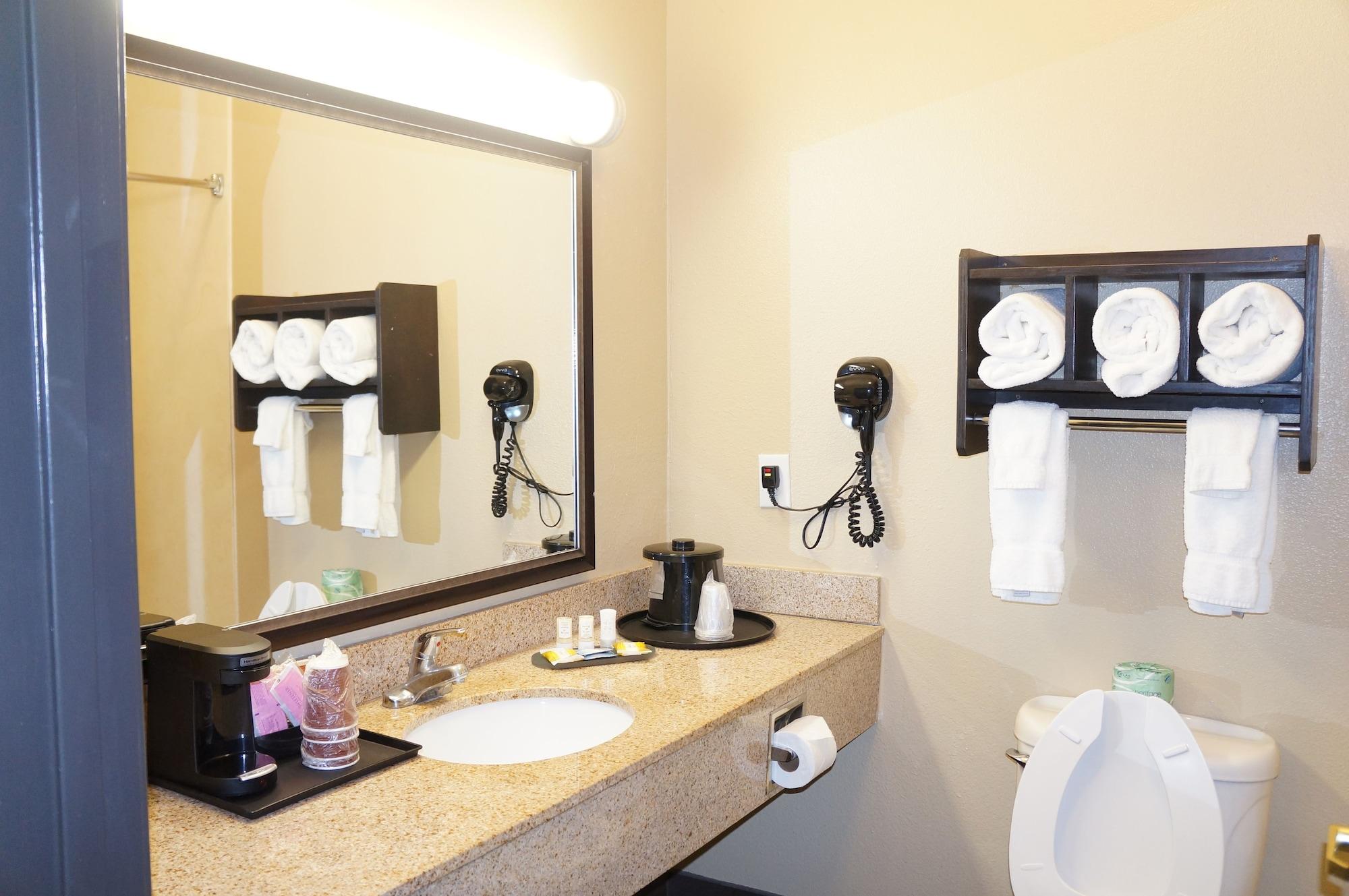 La Quinta By Wyndham Houston Hobby Airport Hotel Exterior photo
