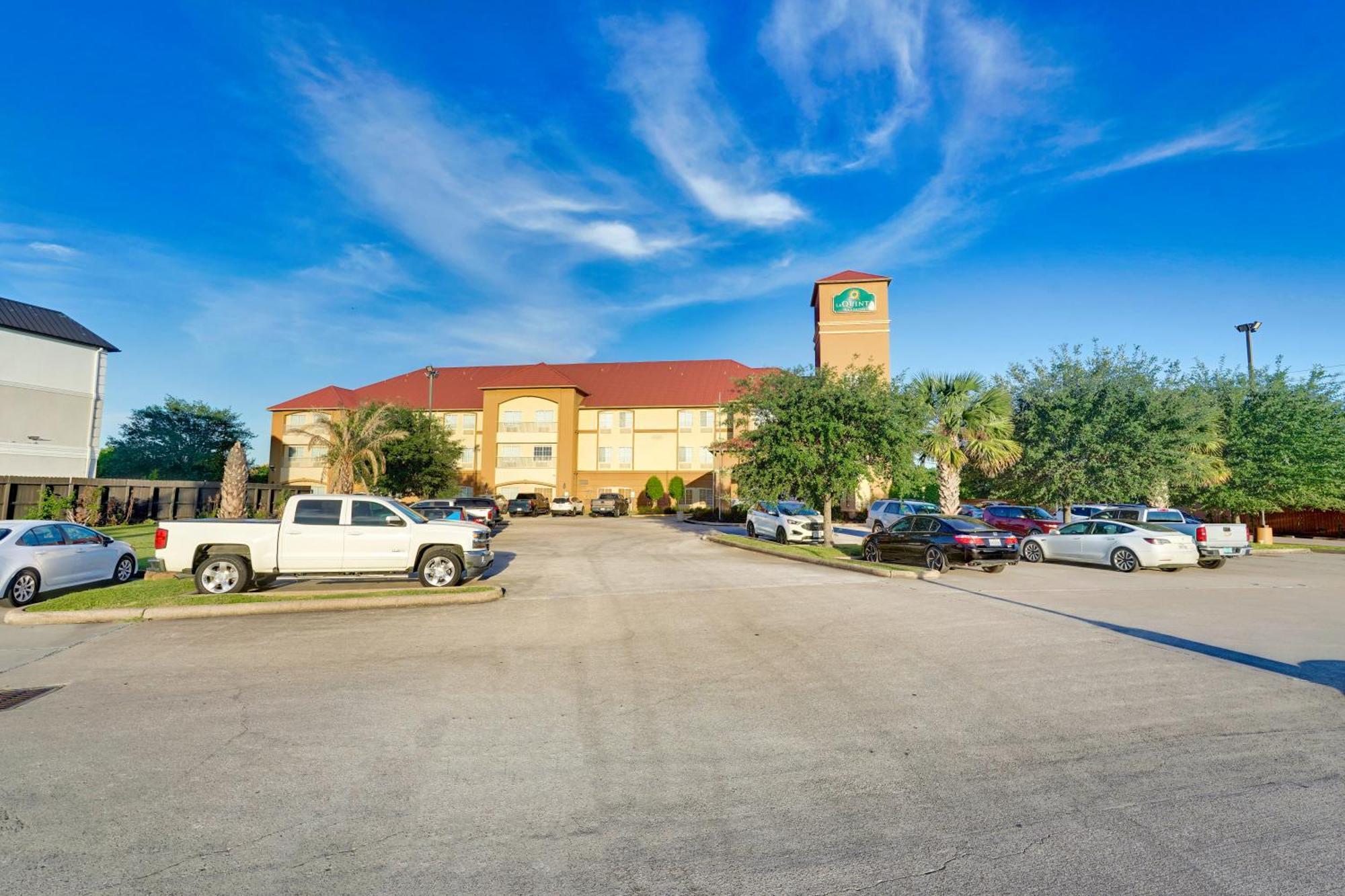 La Quinta By Wyndham Houston Hobby Airport Hotel Exterior photo